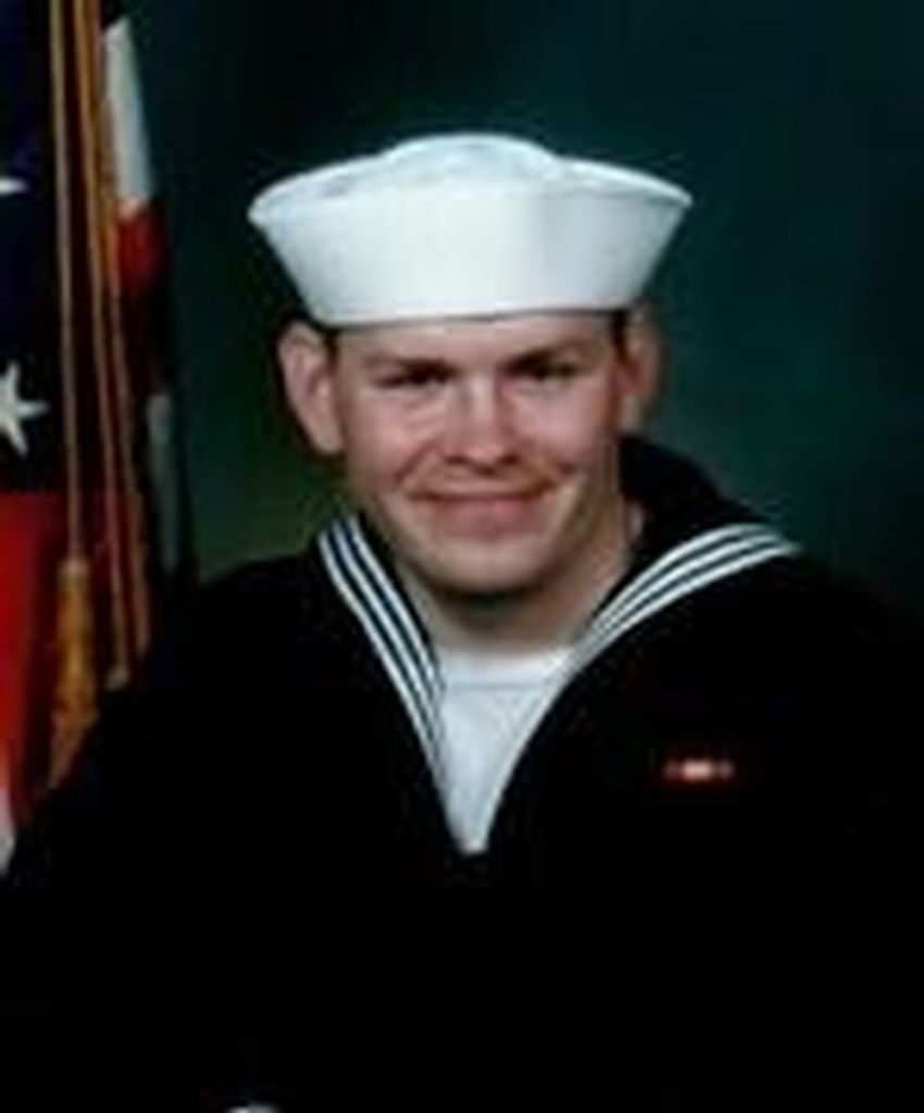 Kyle Leithoff, Et2, Us Navy