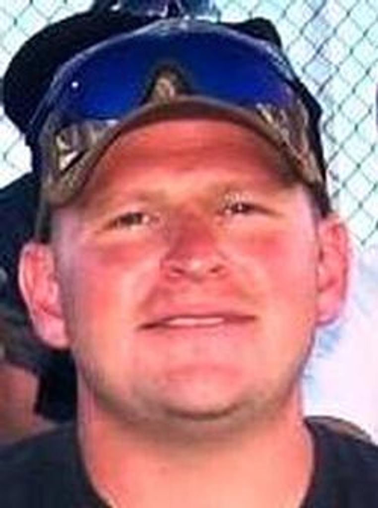 Jeremy D Woods
