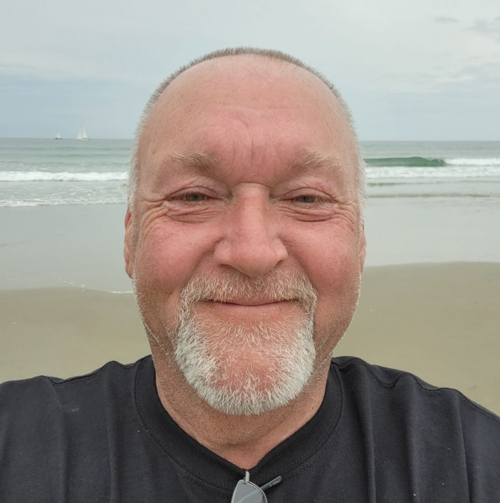 David E. Comeau Profile Photo