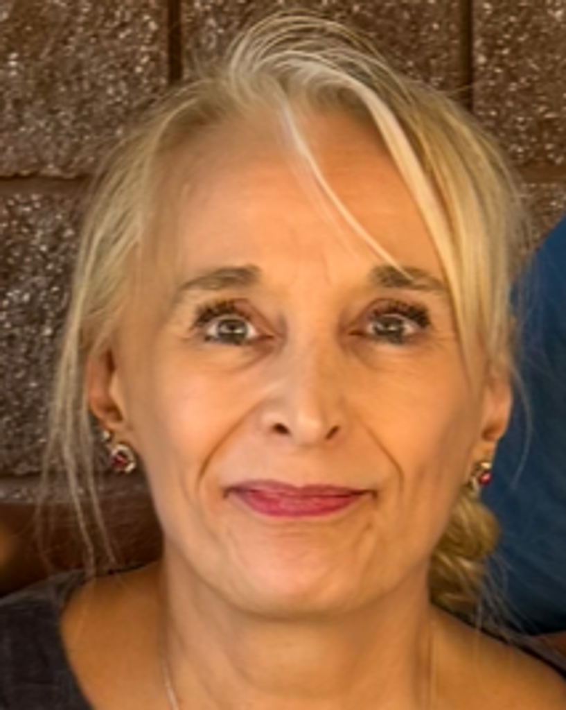 Lorraine Papia-Woida