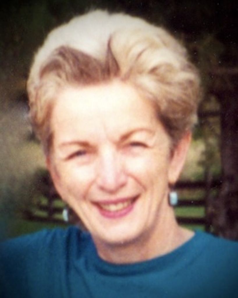 Charlotte Stoen Moline Profile Photo