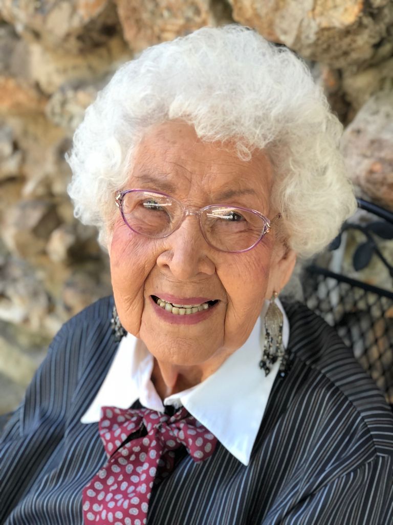 Nellie Hart Profile Photo