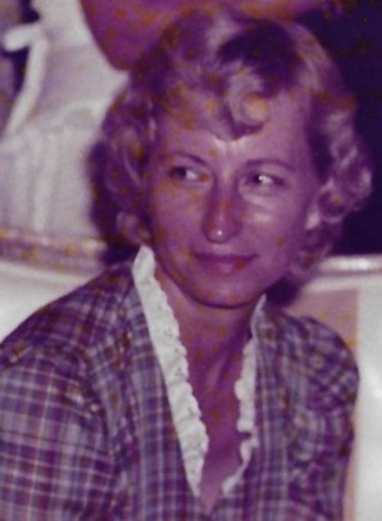 Carolyn Jean Drews