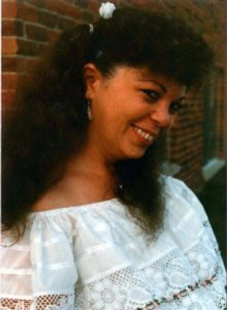 Mary Lind Profile Photo