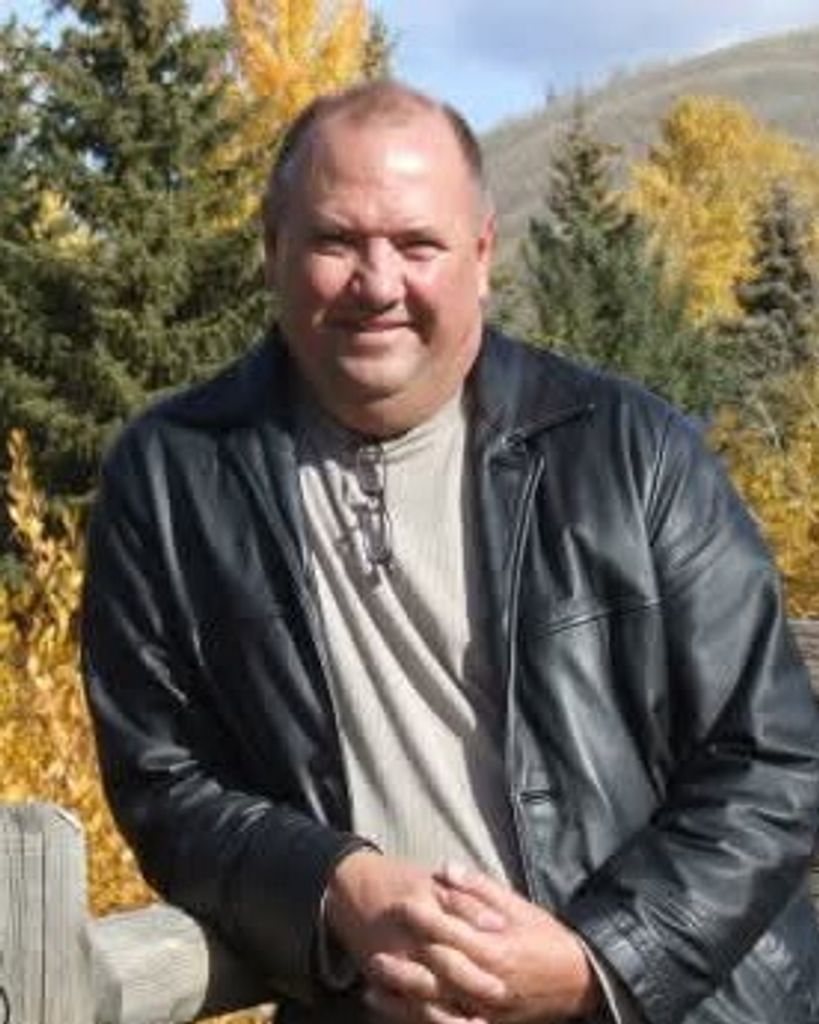 Lewis Kim Hanson Profile Photo