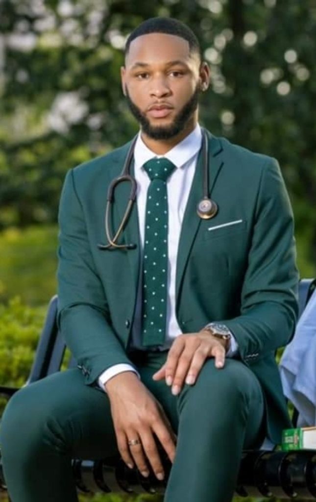 Carlos Deshun Collins Profile Photo