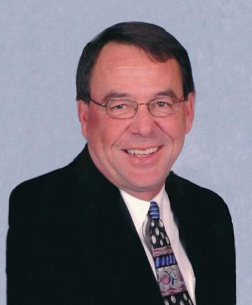 Vernon Philip "Phil" Brumbaugh Profile Photo
