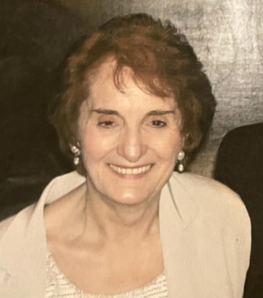 Gloria E. Reis Profile Photo
