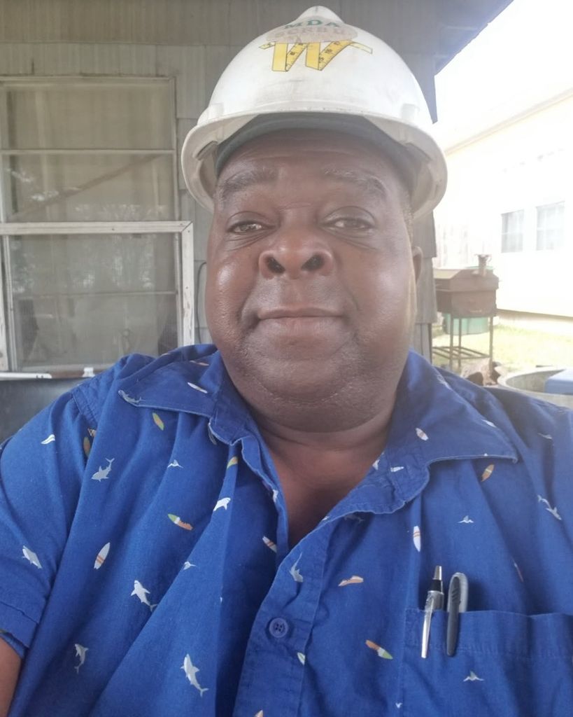 Lawrence Douglas Profile Photo