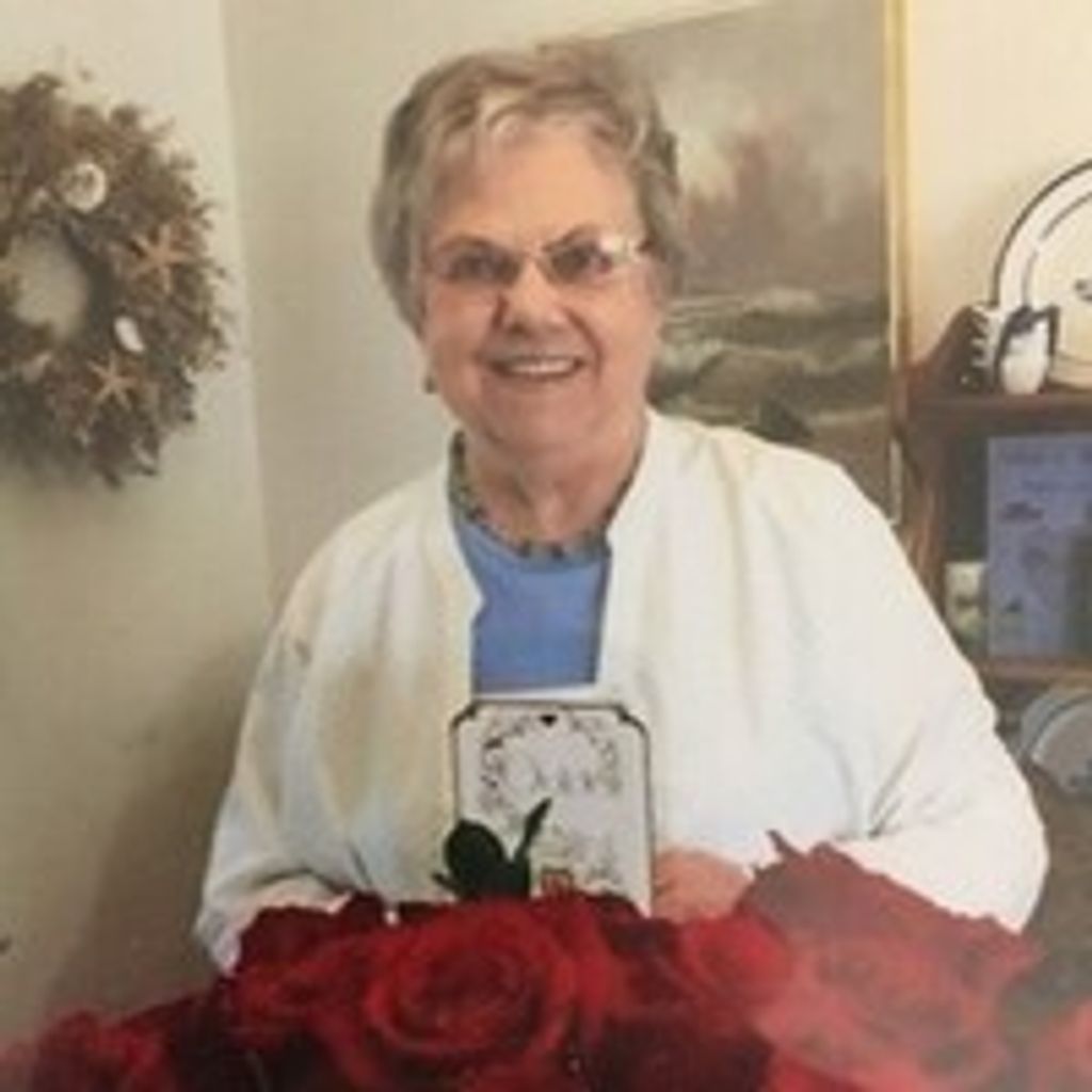 Eileen Mary Carl Profile Photo