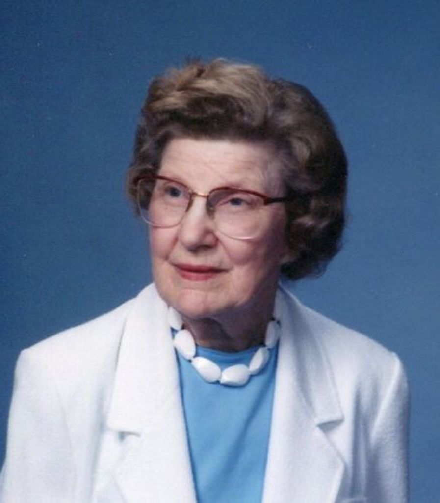 Lucia Knutson