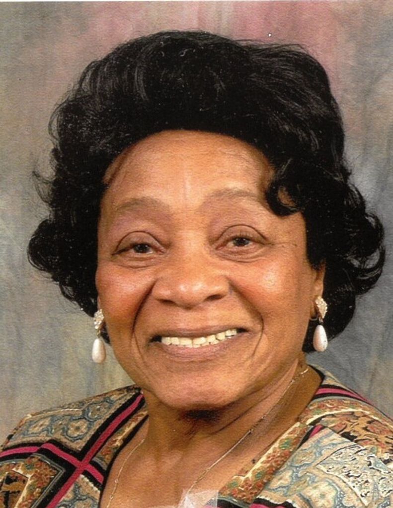 Mabel Looby