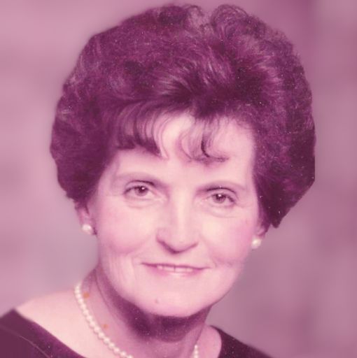 Evelyn Beatrice Barrett's obituary image
