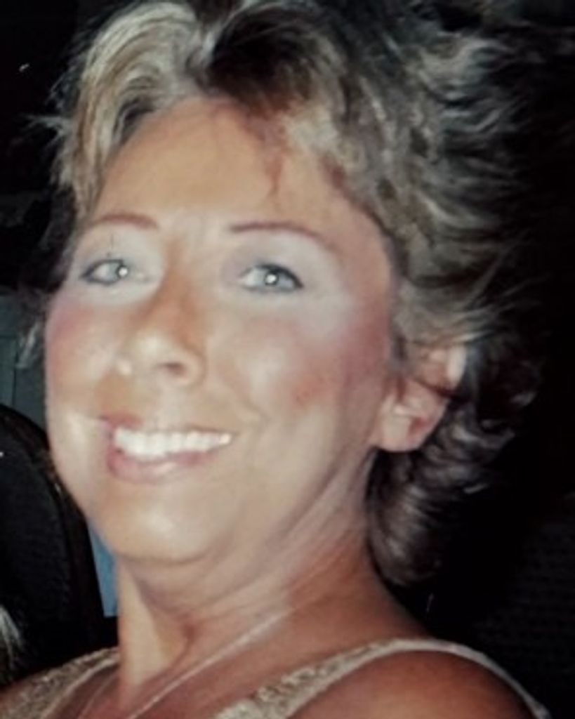 Joyce Anne (Richiuts) Carson Profile Photo