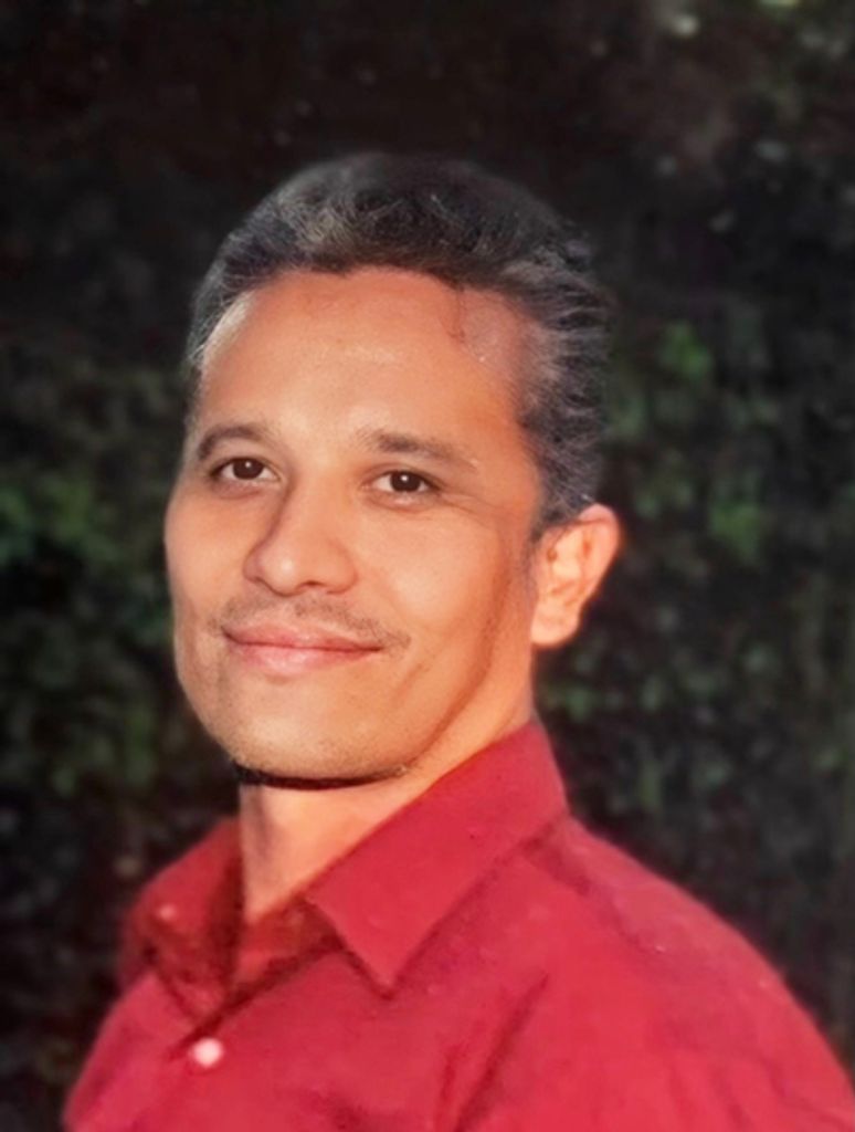 Ernesto Arteaga Profile Photo