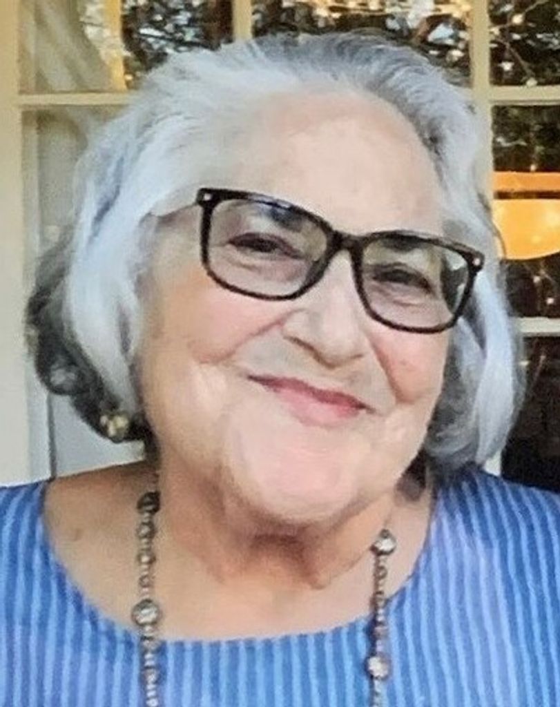 Laura Betty Deavours Mora