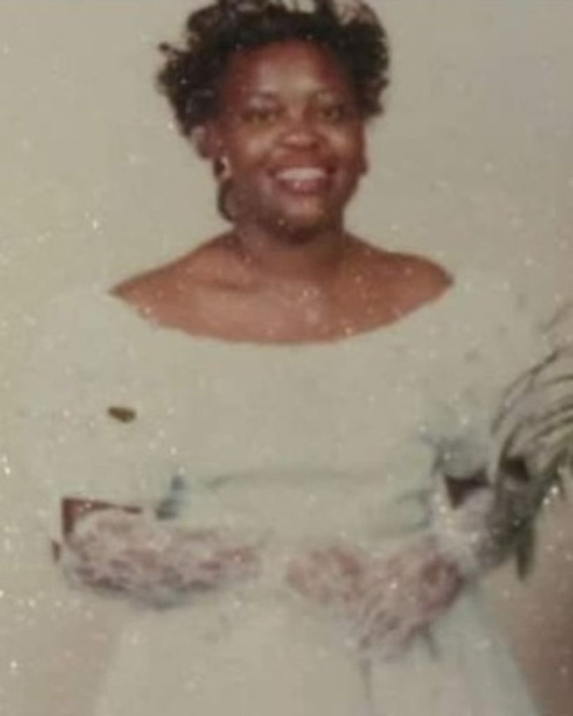 VANETA AUSHAUN HIGHTOWER