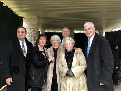 Betty Carroll photo gallery thumbnail 98 of 122