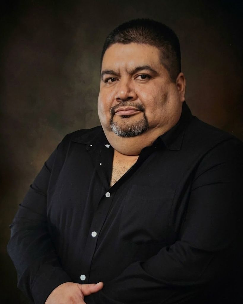 Pedro Escobar Roman Profile Photo