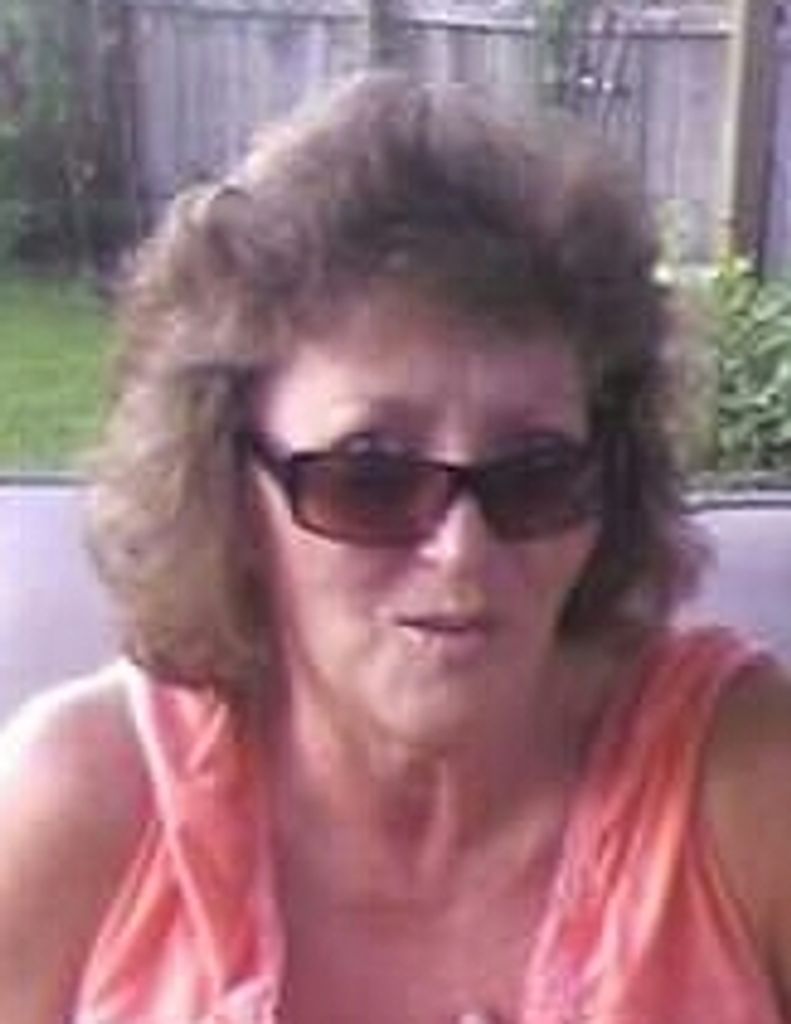 Angie (Brownlee)  Walker Profile Photo