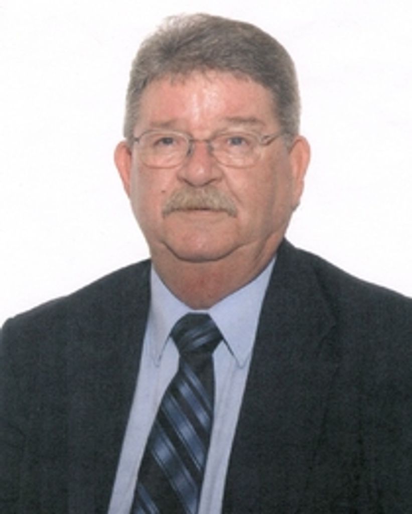 Kenneth L. Cadwallader