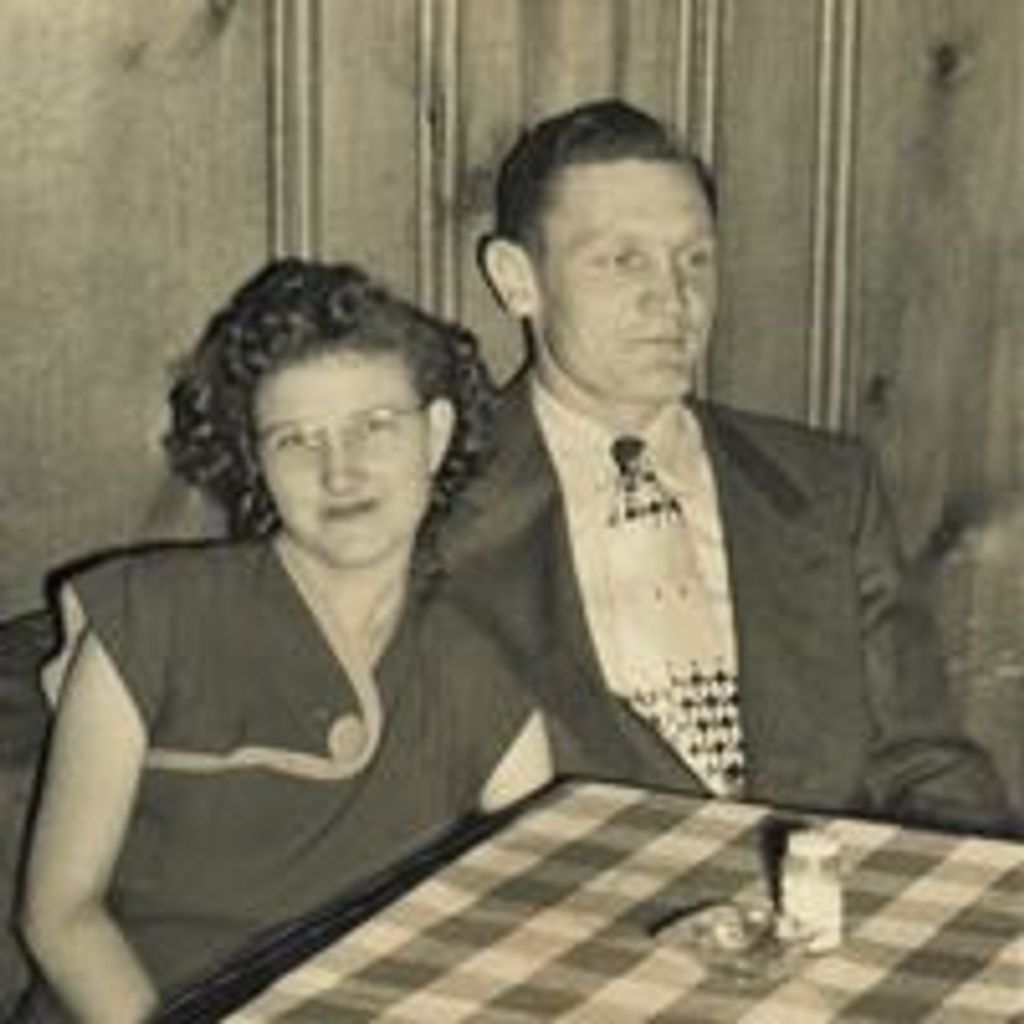 Davis Ruth Newcom