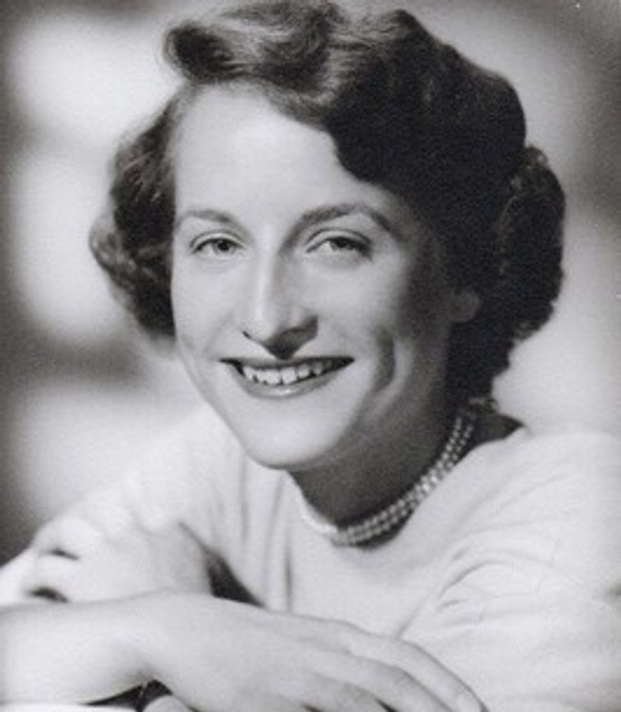 Helen Snelgrove Profile Photo