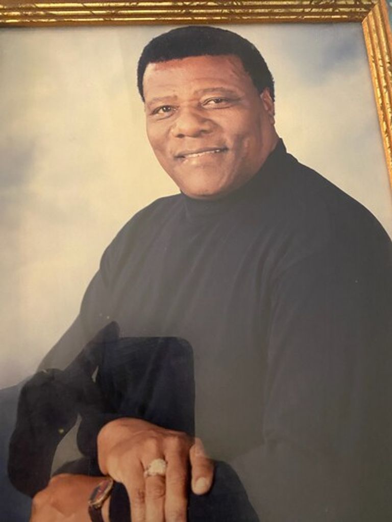 Sterling Garfield Staggers Profile Photo