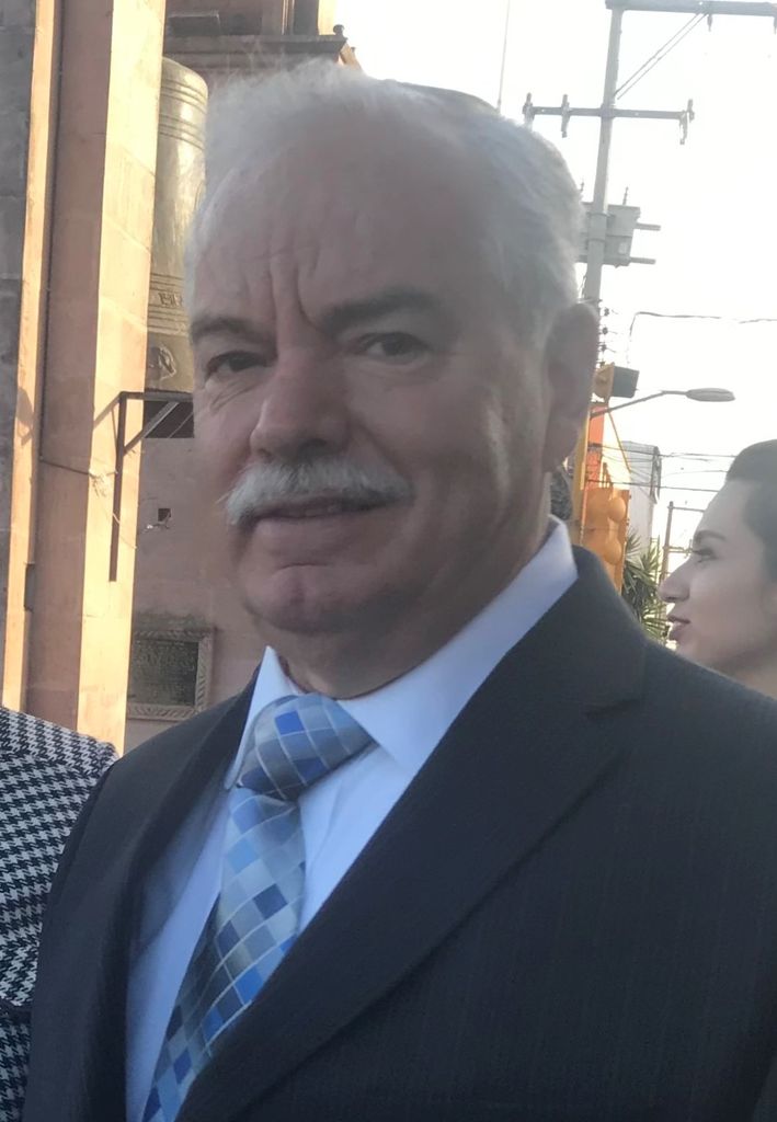 Carlos Torres Guzman Profile Photo