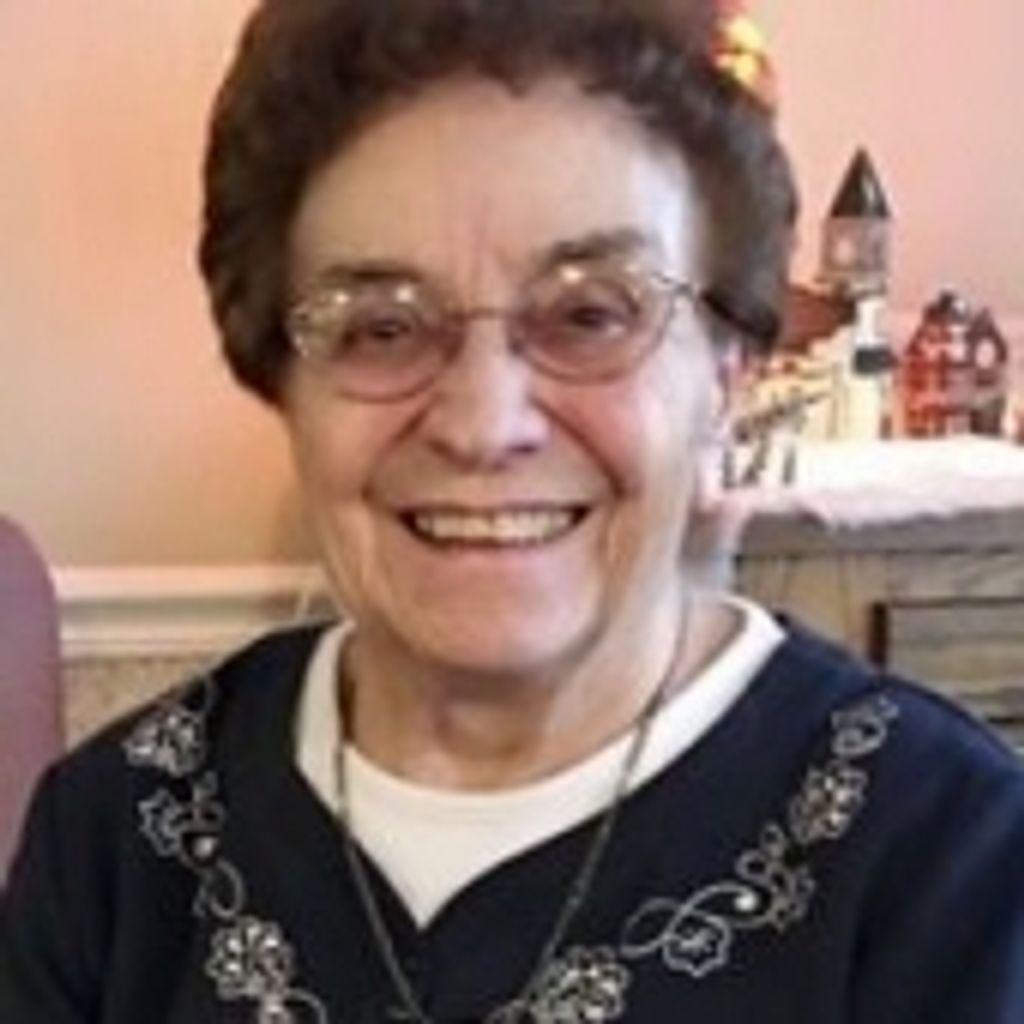 Shirley Mae Arawjo