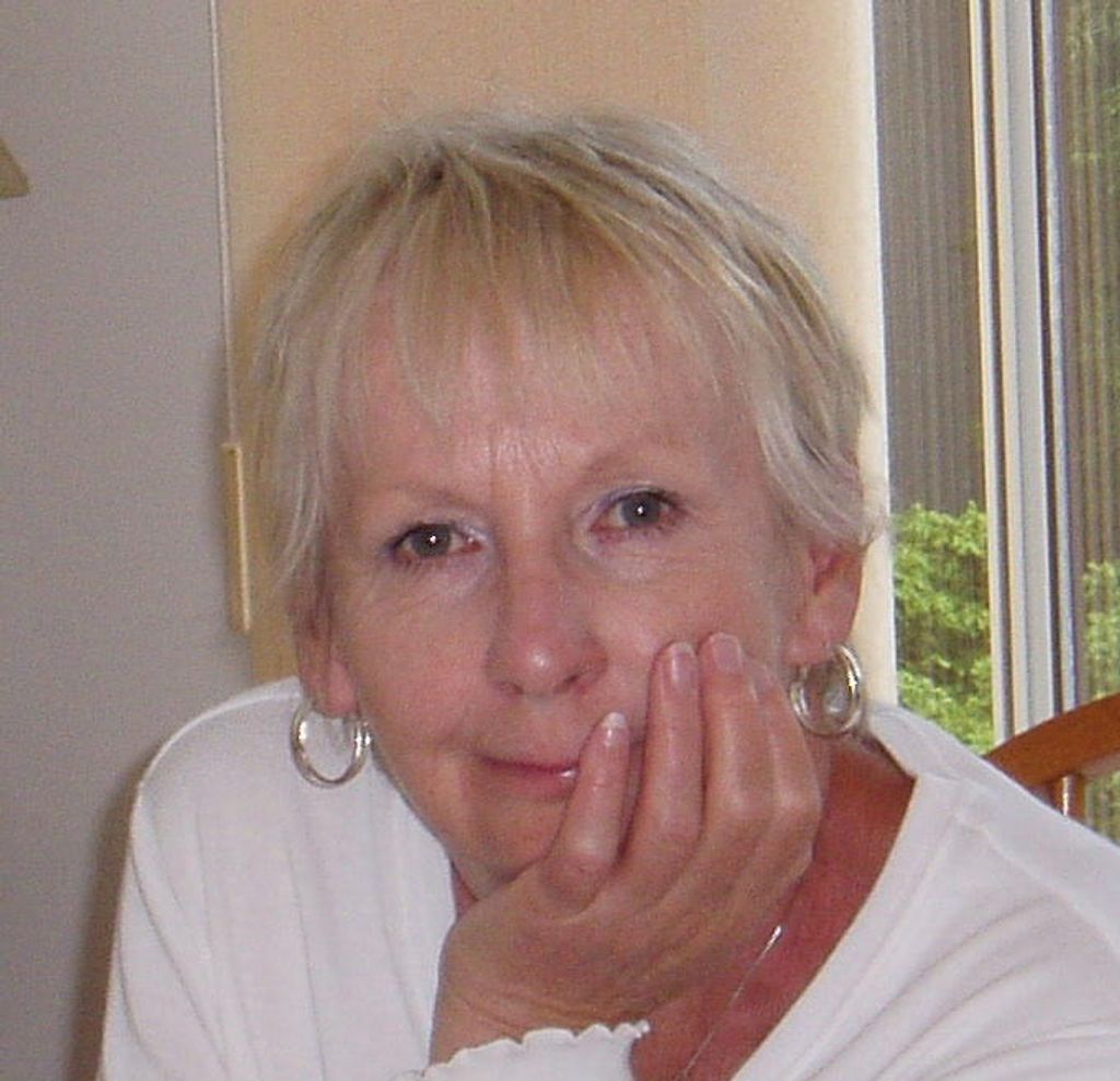 Vivien Sansom Profile Photo