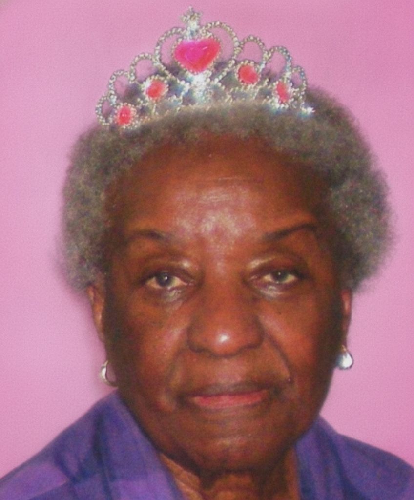 Estolla Mitchell Profile Photo