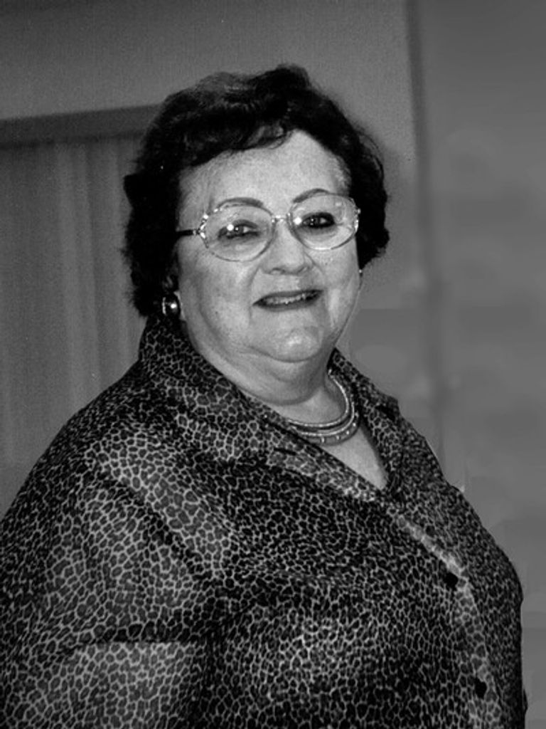 Esther Lois Schiavone