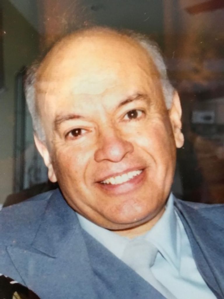 Angel Garza Profile Photo