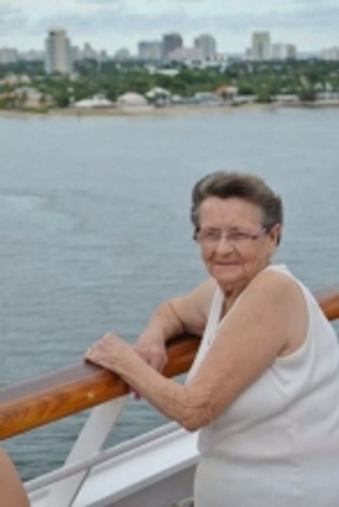 Evelyn Maxine Newberry Profile Photo