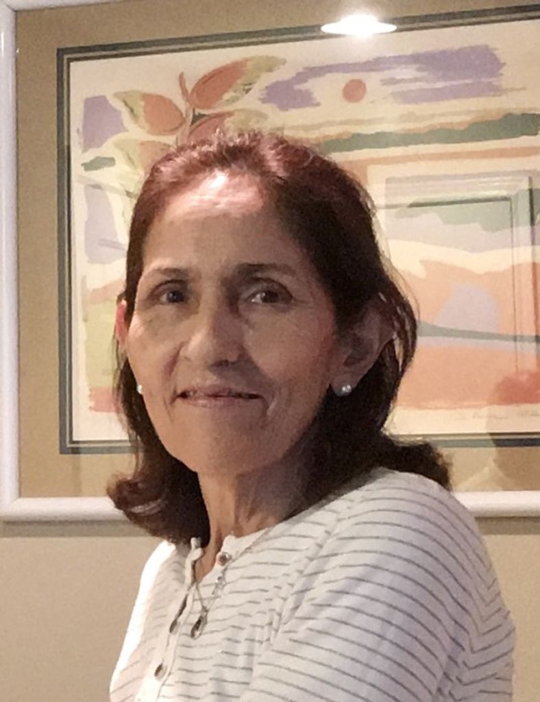 Trina Isaias Resplandor Profile Photo