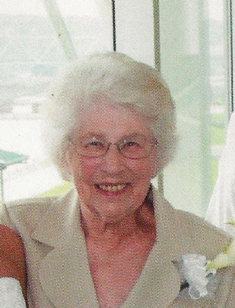 Lores Dorothy Schultz