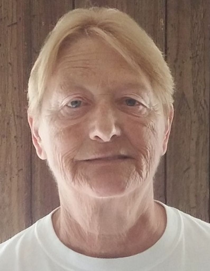Linda (Burgess)  Presiado