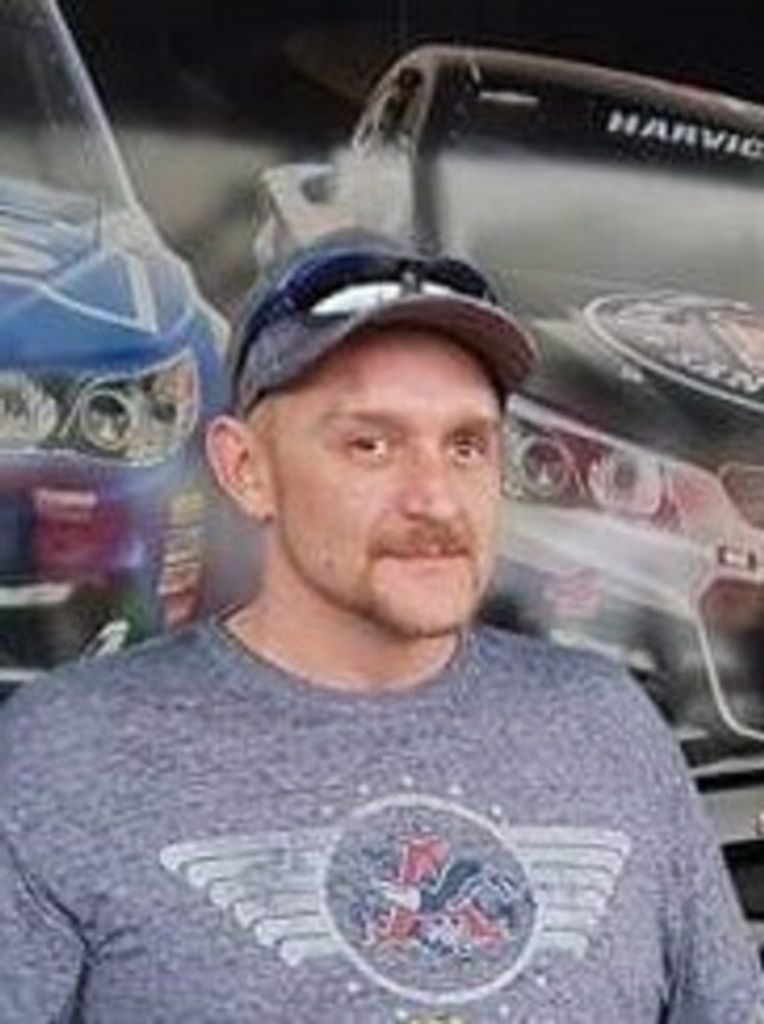 Christopher Michael Summers Profile Photo