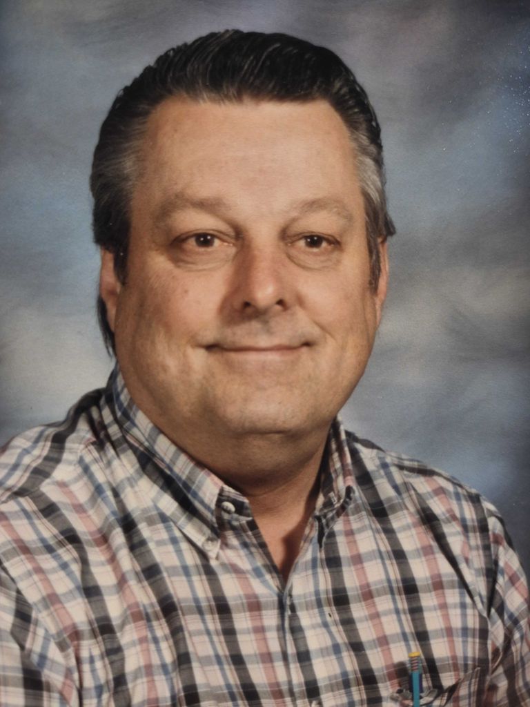Georg Lantag Dunaeff Profile Photo