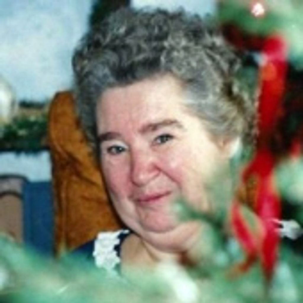 Thelma "Dede" Betlejewski