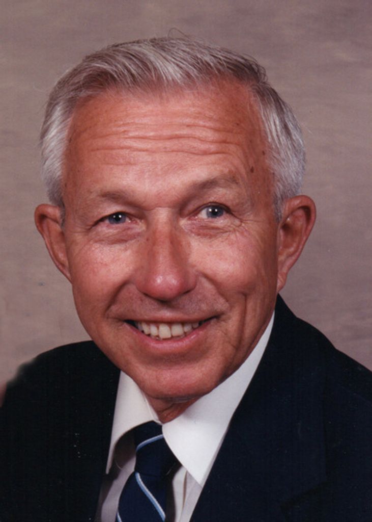 Earl Max Cantrell Profile Photo