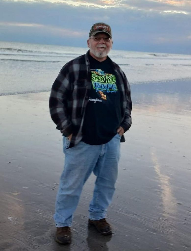 Tim Moore Profile Photo
