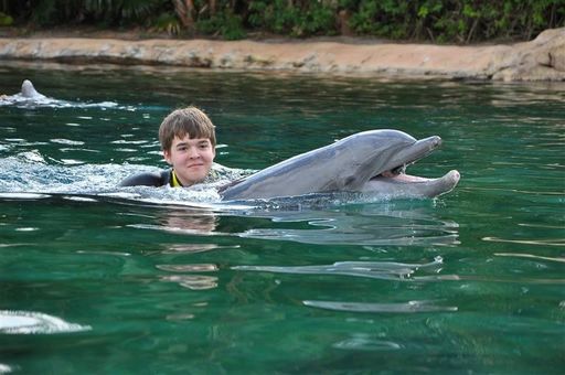 Hayden Patrick Costa photo gallery thumbnail 33 of 193