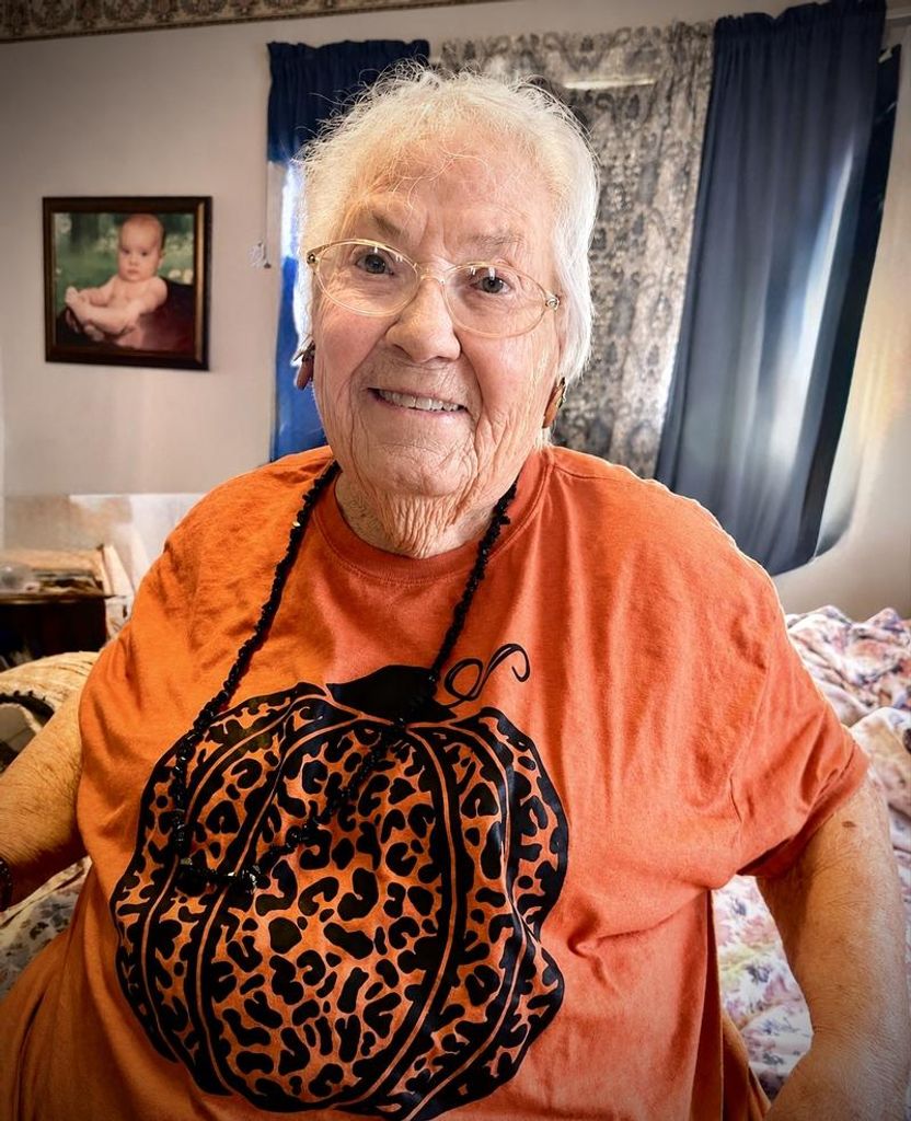Ellen Rosamond Macias Profile Photo
