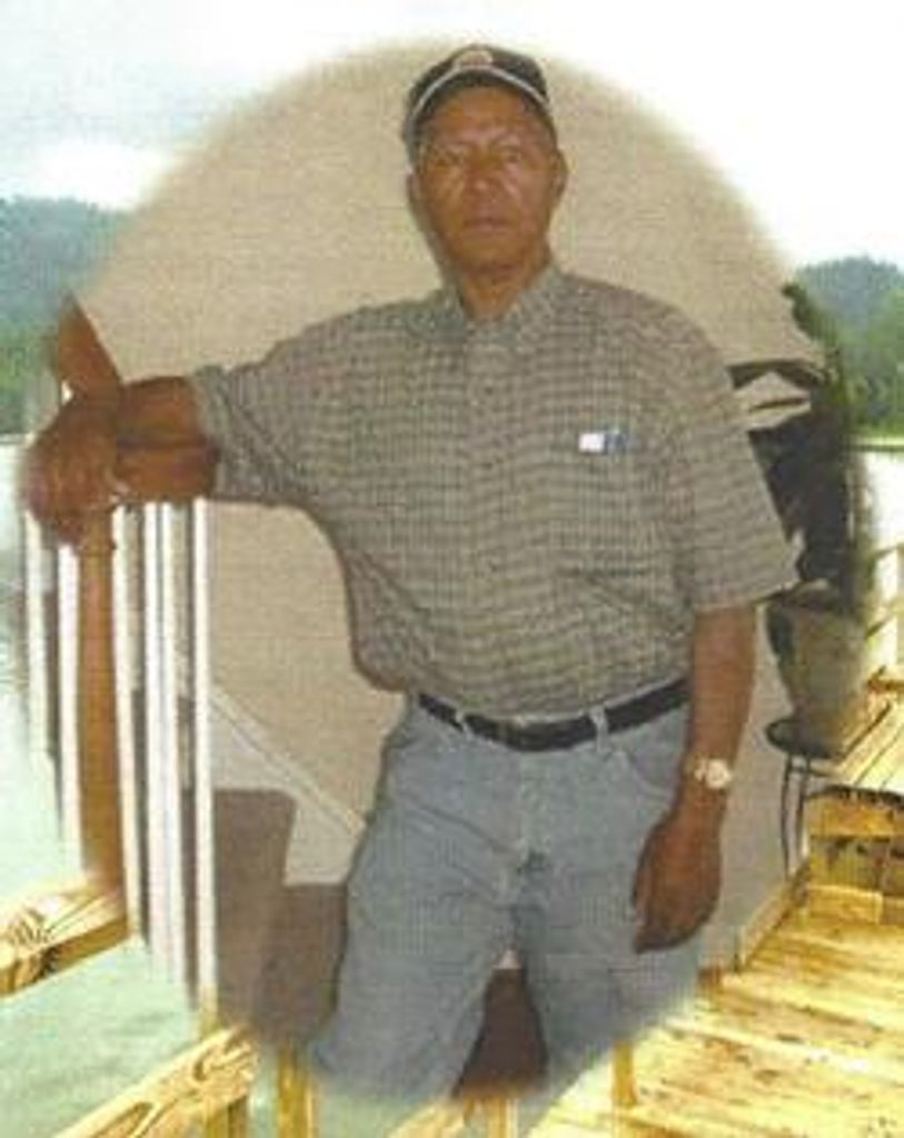 Louis Elwood Moore Profile Photo
