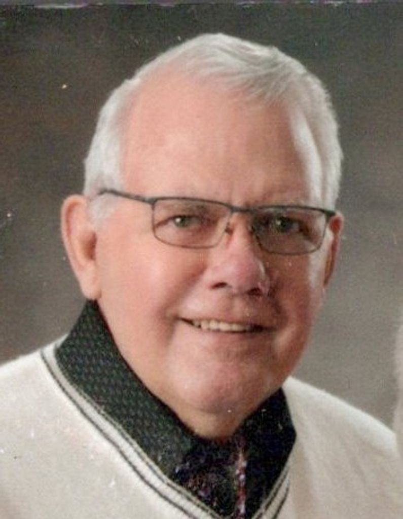 Arthur Douglas England Profile Photo