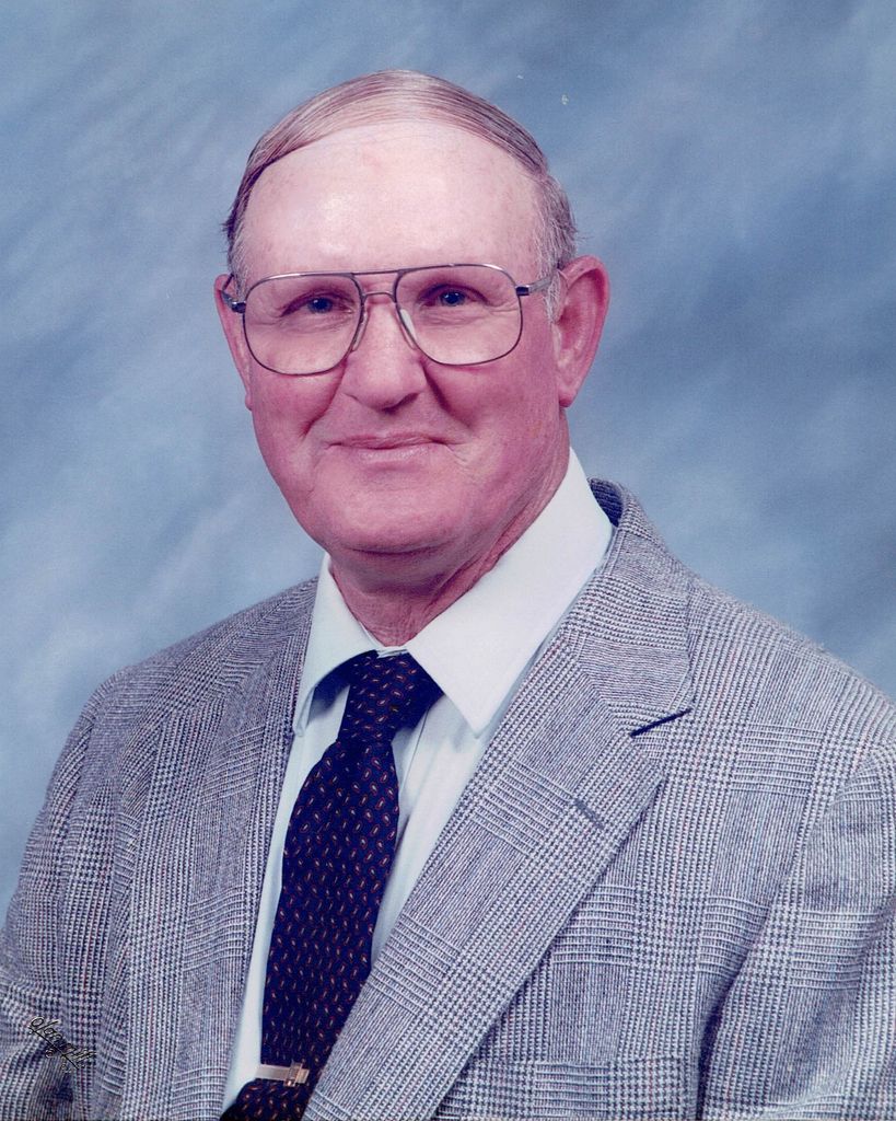 Thomas Glen Lewis Profile Photo