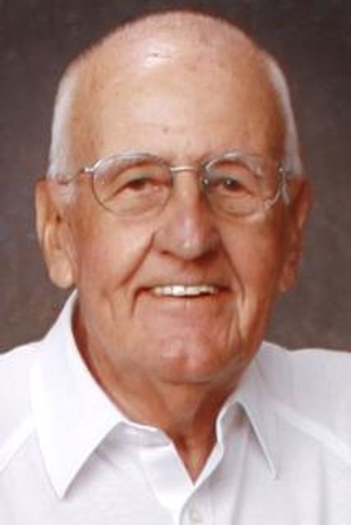 Wayne H. Mueller Profile Photo