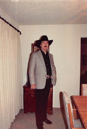 Thomas Eugene Gray photo gallery thumbnail 6 of 84